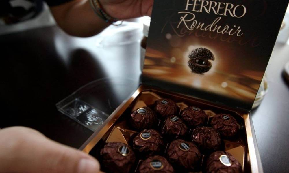 Exclusive-Ferrero to stop buying palm oil from Malaysia's Sime Darby over labour concerns